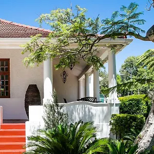 5 Camp Street & Self-catering Le Cap
